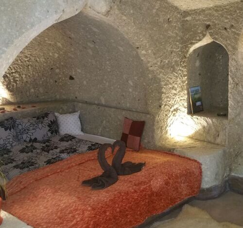 Barlangszállás Szomolya 