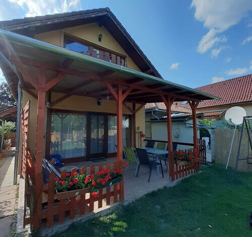 Kéktó-sétány Apartmanház Délegyháza 