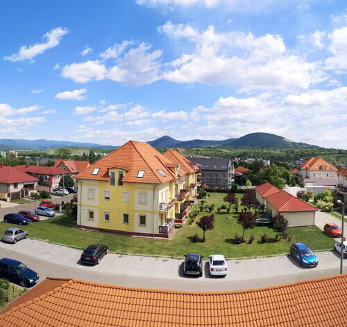 Orsika HillTop Apartman Eger 