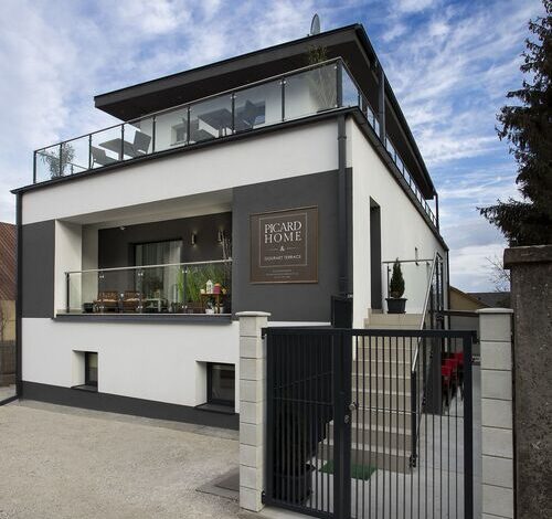 Picard Home & Gourmet Terrace Panzió és Étterem Balatonföldvár 
