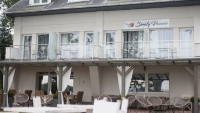 Sirály Panzió Tópart Tata