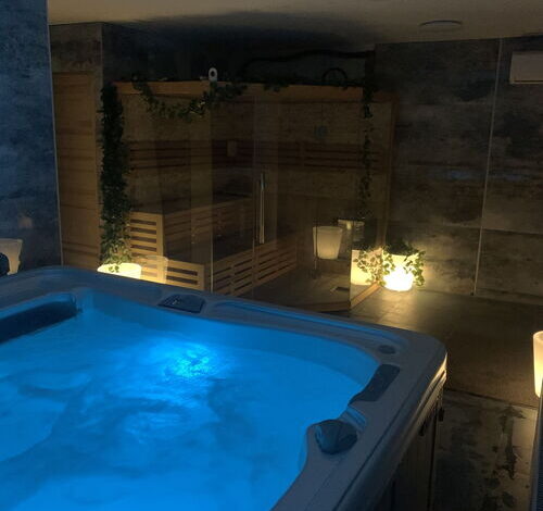 Várfal Wellness Panzió Pécs 