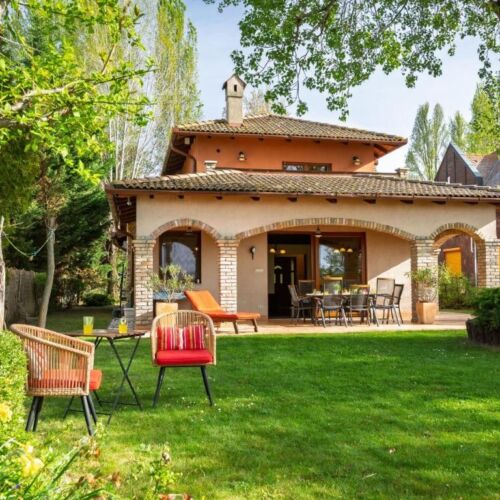 104 – Balatonszárszó Vízparti Luxus Nyaraló