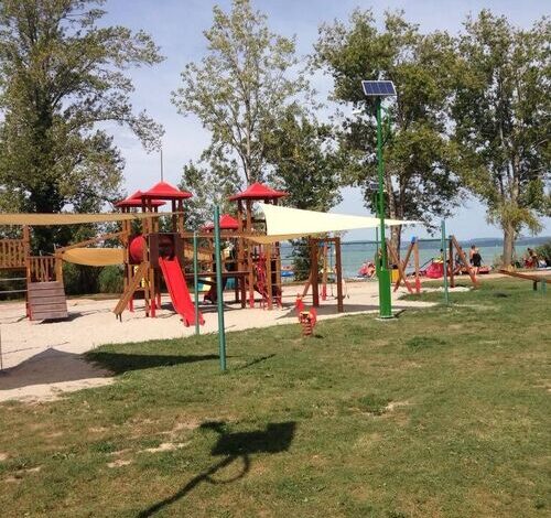 25 méterre a víztől Üdülőház Balatonszárszó 