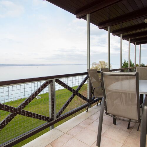 299 – Gyönyörű Panorámás Apartman Balatonőszöd