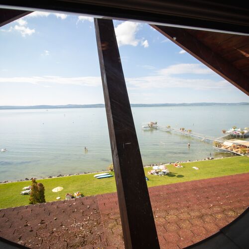 980 – Klímás Tetőtéri Apartman Balatonőszöd