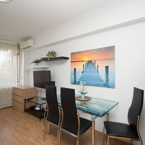 989 – Zamárdiban közvetlen vízparti apartman kiadó BEACH