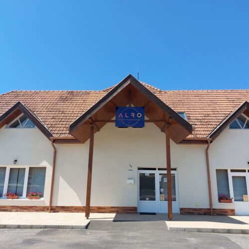 ALRO Stúdió Apartmanház Balatonszárszó