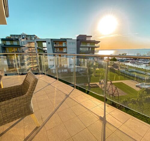 Admiral Sky Deluxe Apartman Siófok 