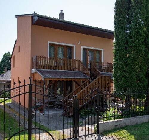Akácfa 13 Apartmanház Zalakaros 