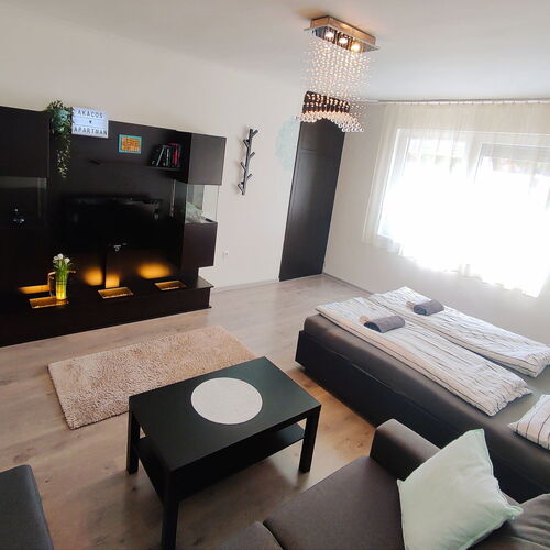 Akácos Apartman Szarvas