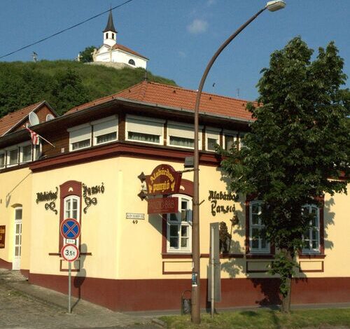 Alabárdos Panzió Esztergom 