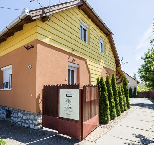 Almafa Apartmanház Eger 