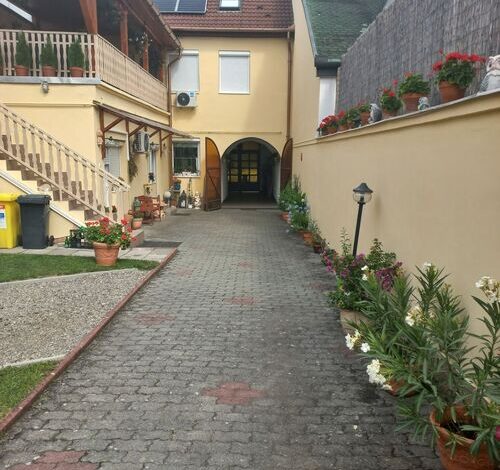 Amulett Apartmanház Eger 