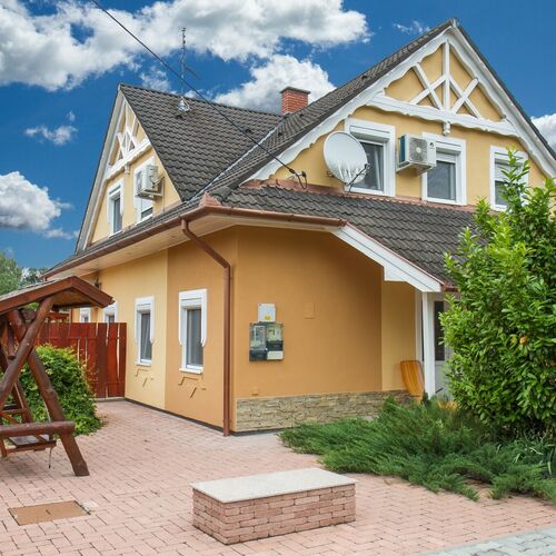 Andrea Nyaraló Balatonkeresztúr – Balatonmáriafürdő