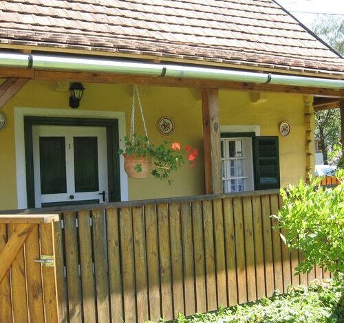 Angyalka Lak Magyarszombatfa 