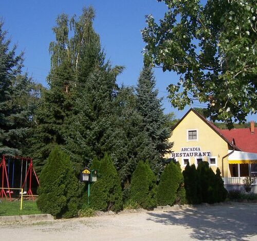 Arcadia Étterem és Vendégház Ábrahámhegy 