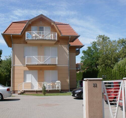 Árnyas Apartmanház Balatonlelle 