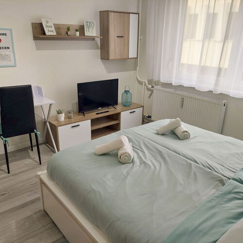 AwesHome City Apartment Debrecen