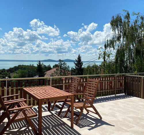 Bacchus Apartman - Borbarlang Vinotéka Badacsony 