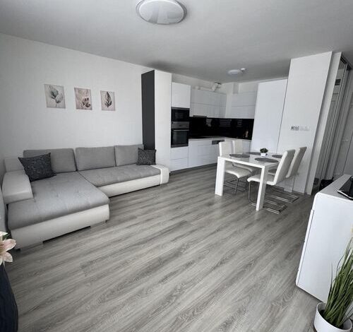 Bajcsy Corner Apartman Debrecen 
