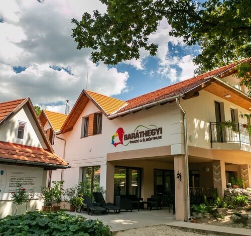 Baráthegyi Panzió és Élménypark Miskolc 