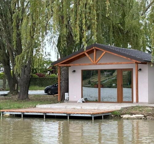 Bene- hegyi Apartmanok Csepreg 