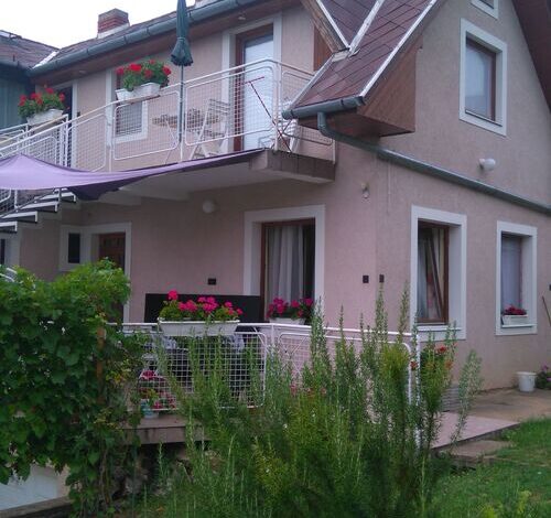 Bertalan Apartmanház Vonyarcvashegy 