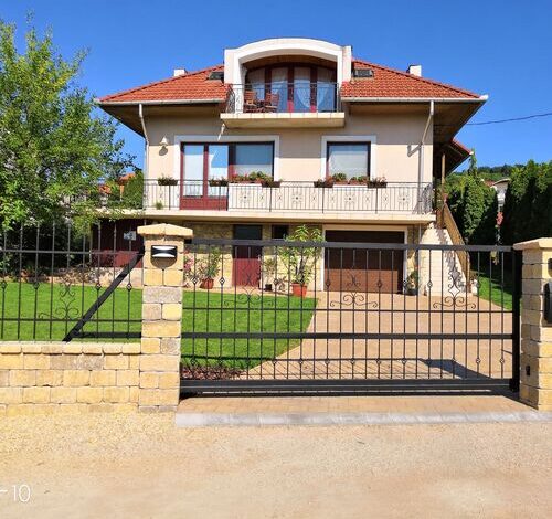 Bianka Apartmanház Balatonalmádi 