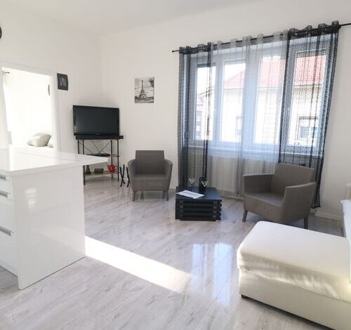 Black or white Apartman Szeged 