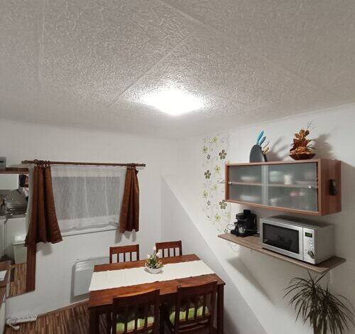 Bogi Ház Apartman Lipót 