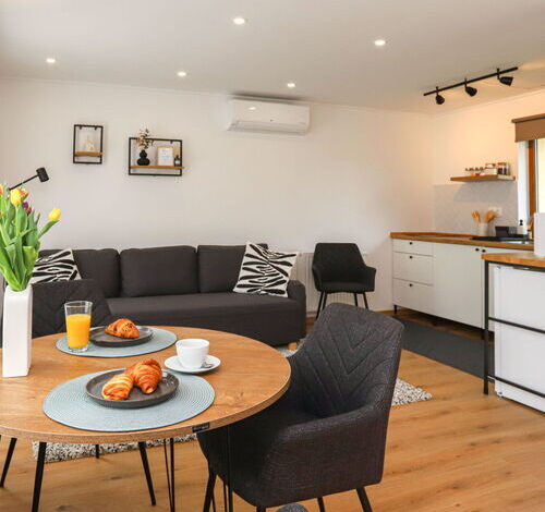 Boots and Moods Apartman Zirc 