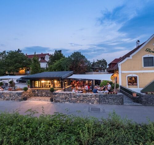Borbarátok Panzió és Étterem Badacsonytomaj 