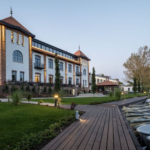 Bordűr Wellness Hotel **** Superior & Szőnyegmúzeum – Békésszentandrás
