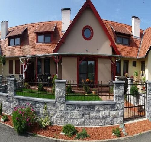 Boróka Apartman Lenti 