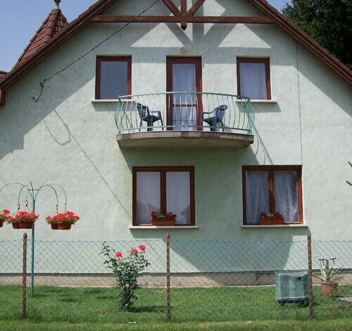 Borostyán Vendégház Balatonkeresztúr 