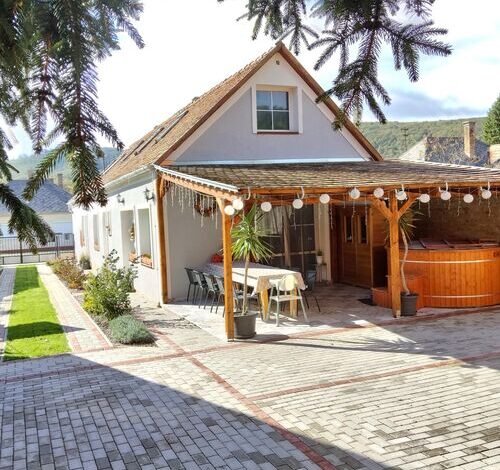 Borostyánkút Wellness Home Vendégház Bakonybél 