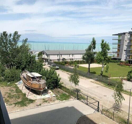 Cadet-ház Balatonpart Apartman Siófok 
