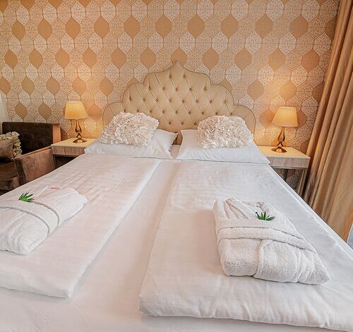 Casablanca Panzió Tata 