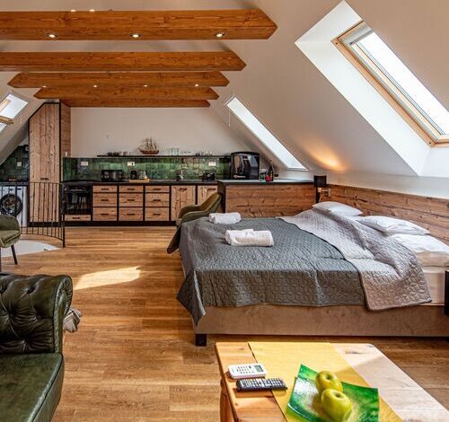 Castle Hill Apartments**** Eger 