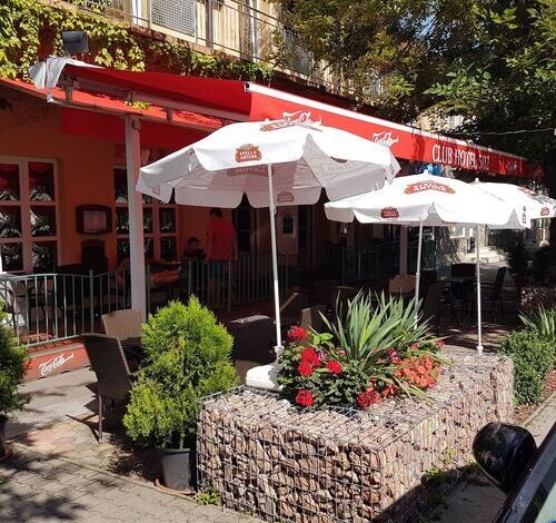 Club Haus*** 502 Kalocsa 