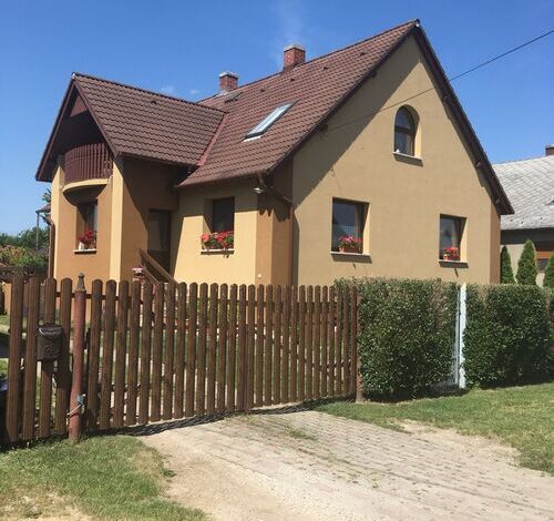 CsaládiHáz Apartman Nagyvázsony 