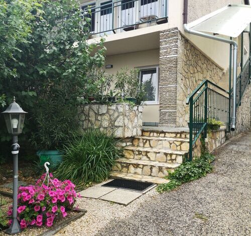 Császárfa Apartmanház Balatonfüred 