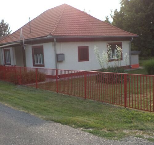 Cseresznyés Nyaralóház Balatonszárszó 