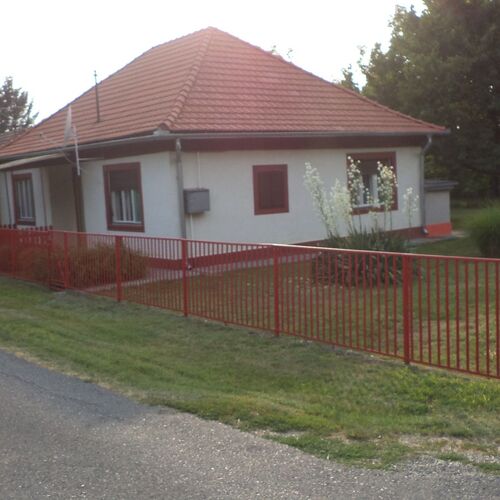 Cseresznyés Nyaralóház Balatonszárszó