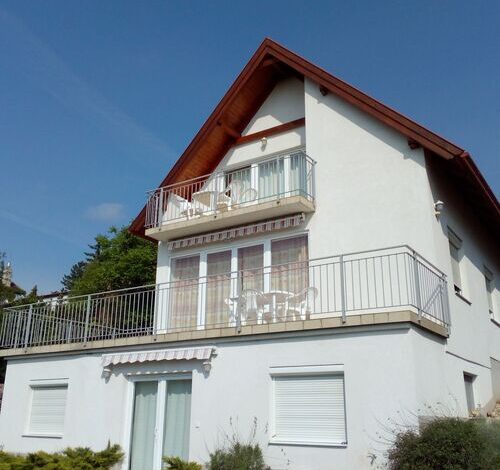 Csikor Apartman Csopak 