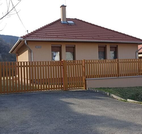 Dapsy Apartmanház Jósvafő 