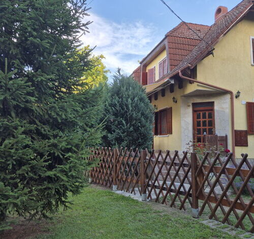 Döme Nyaralóház Tiszafüred 