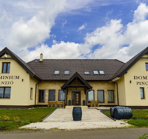 Dominium Pincészet és Panzió Gyöngyös 