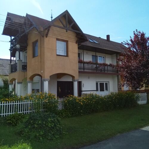 Edit Mama Apartmanja Balatonboglár